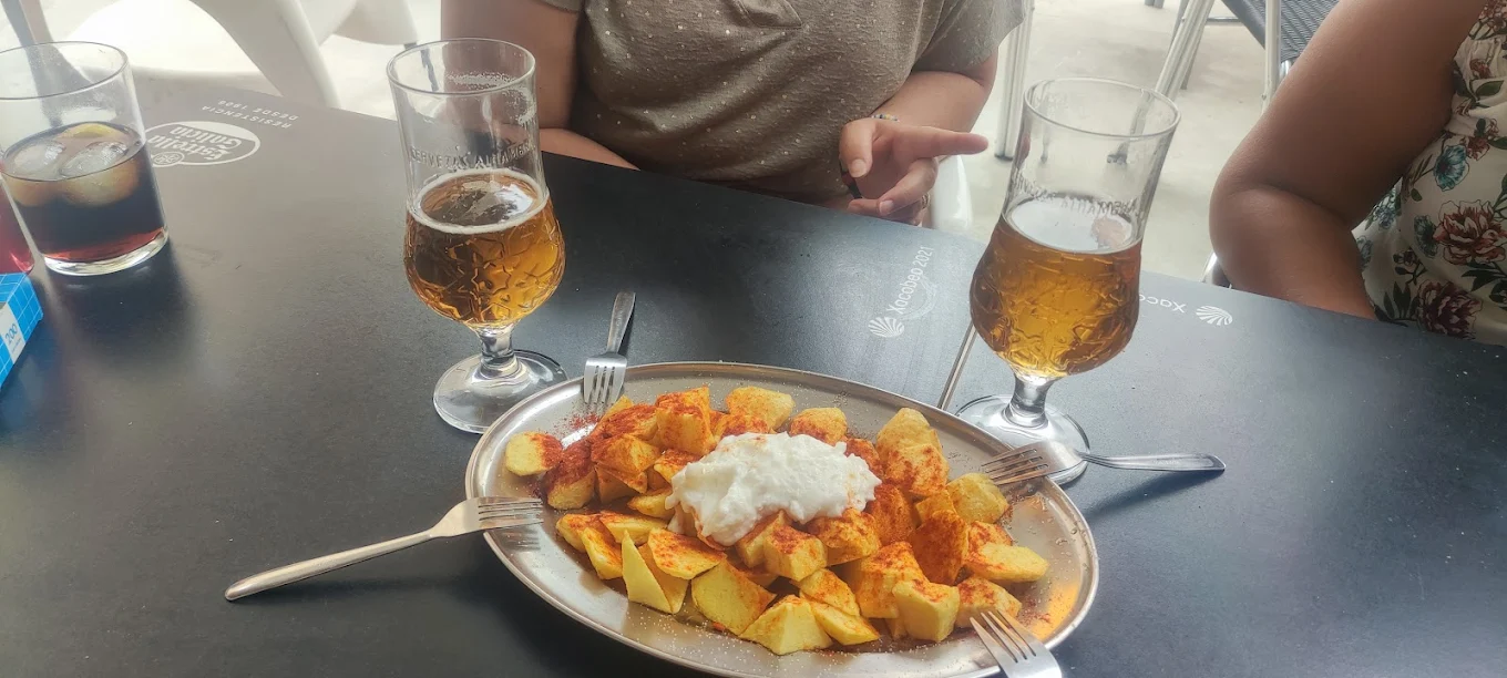 Patatas bravas de El Bananas